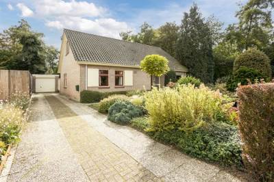 Woning Mr P J Oudlaan 47 Zwolle