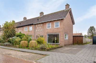 Woning van Grevenbrouckstraat 23 Loon op Zand