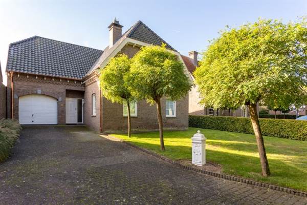 Woning Julianalaan 8 Papenhoven