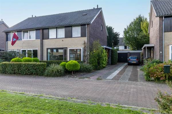 Woning Mozartstraat 104 Elst (GE)