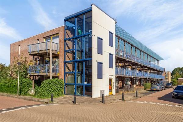 Woning Jan van Scorelstraat 1 Spijkenisse