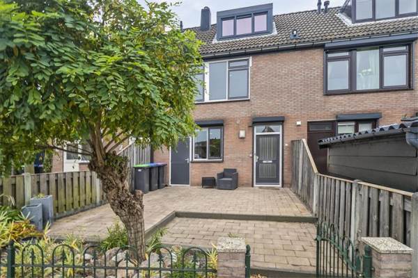 Woning Roosendaelweg 17 Geervliet