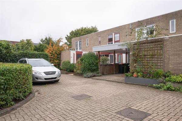 Woning Karveel 4818 Lelystad