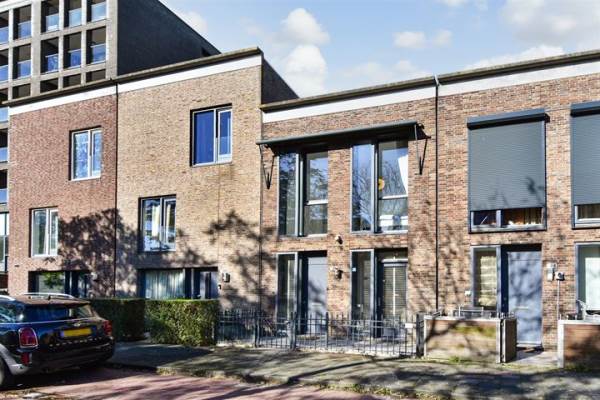 Woning Weidevogellaan 120 Den Haag