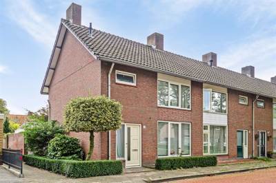Woning Vinkenplein 1 Beek en Donk