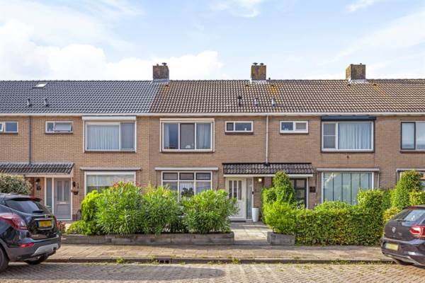 Woning Pastoor Lemeerstraat 51 De Goorn