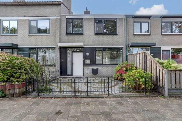 Woning Bijster 111 Hoogvliet Rotterdam
