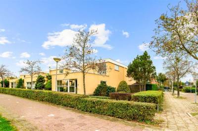 Woning Zwanebloemplantsoen 26 Velserbroek