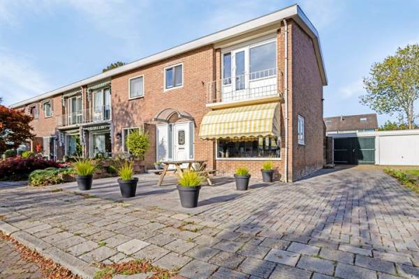 Woning Johan de Wittplein 10 Sneek