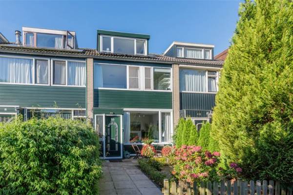 Woning Mr.J.C.Bührmannlaan 50 Weesp