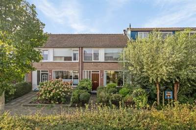 Woning Koningin Julianastraat 10 Benthuizen