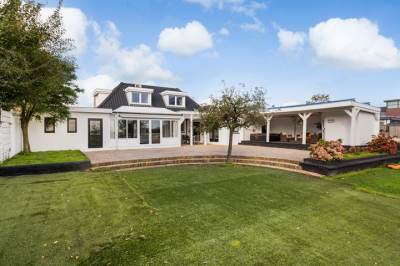 Woning de Gouwe 15 Landsmeer