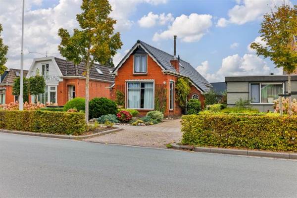 Woning Vierhuisterweg 4 Surhuisterveen