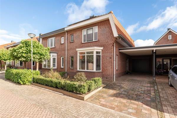 Woning Ridderhof 11 Zoelmond