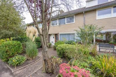 Woning Cort van der Lindenstraat 4 Zuidhorn