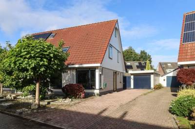 Woning It Krûmdeel 60 Oudega (Gem. Smallingerland)