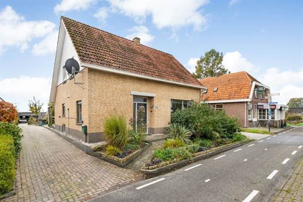 Woning Hoofdweg 144 De Krim