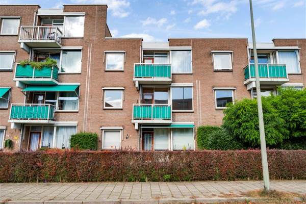 Woning Adelbert van Scharnlaan F 25 Maastricht