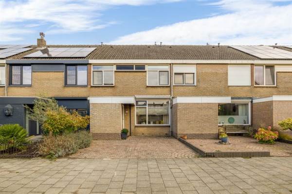 Woning Liefkenshoek 12 Zevenbergen