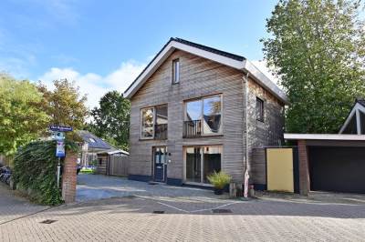 Woning Blomstraat 10 Weesp