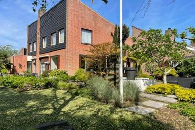 Woning Nachtegaallaan 13 Roelofarendsveen