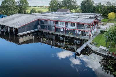 Woning Burgemeester van der Veenweg 28 Ossenzijl