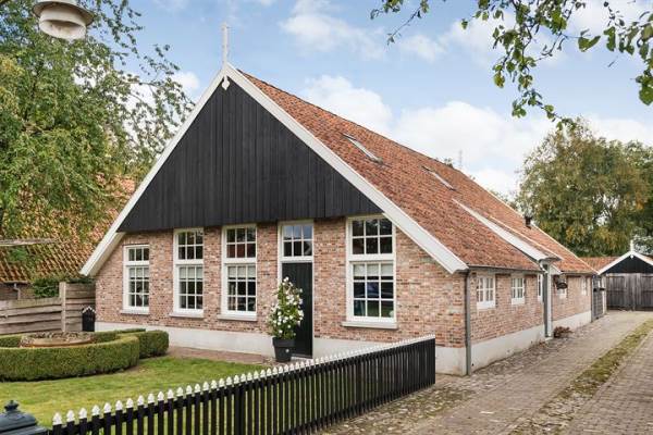 Woning Oosteinde 323 Vriezenveen