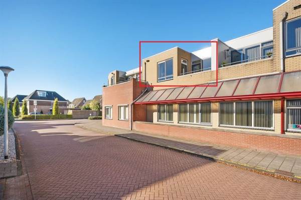Woning Kroonplein 46 Lemelerveld
