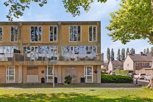 Woning Pauwenburg 24 Rotterdam