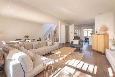 Woning Van Tuyll van Serooskerkenplein 4- 3 Amsterdam