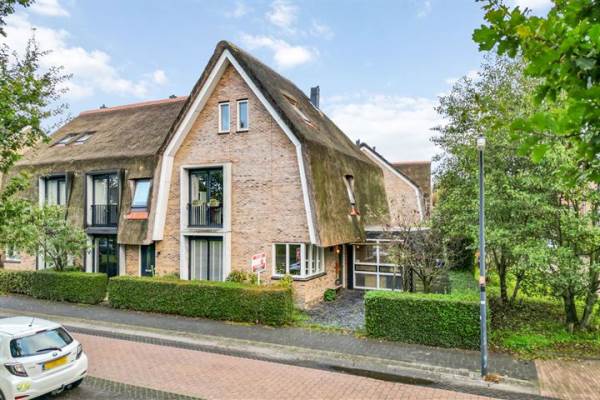 Woning Hanzeboulevard 83 Hooglanderveen