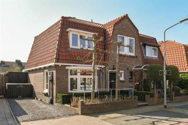 Woning Cruquiusstraat 1 Hilversum