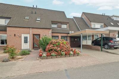 Woning Arnold van Heumenstraat 8 Middelaar