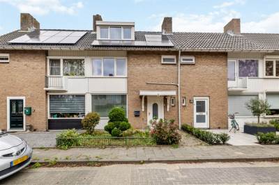 Woning Pastoor M. van Beekstraat 3 Best