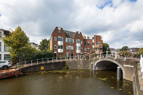 Woning Marepoortkade 1 Leiden
