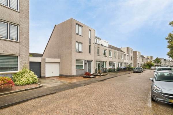 Woning Mina Krusemanstraat 42 Spijkenisse