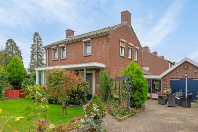 Woning Kleefstraat 10 Bergen (LI)