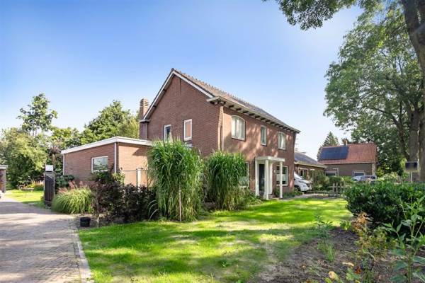 Woning Kerkstraat 78 Waarland