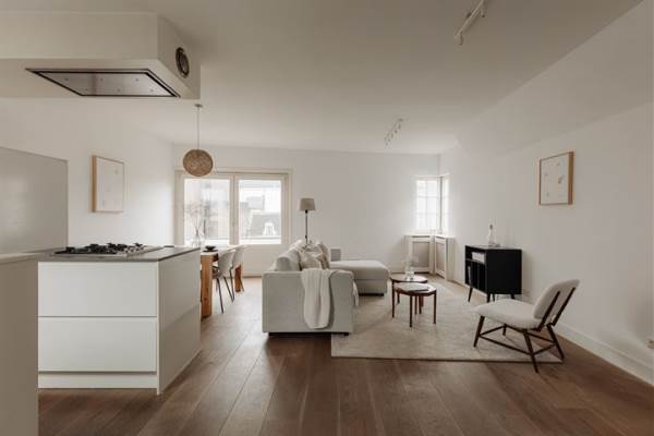 Woning Hekelveld 4- 3 Amsterdam