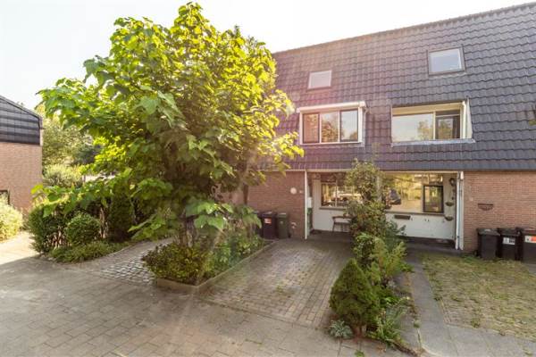 Woning Jane Addamsstraat 16 Hoofddorp