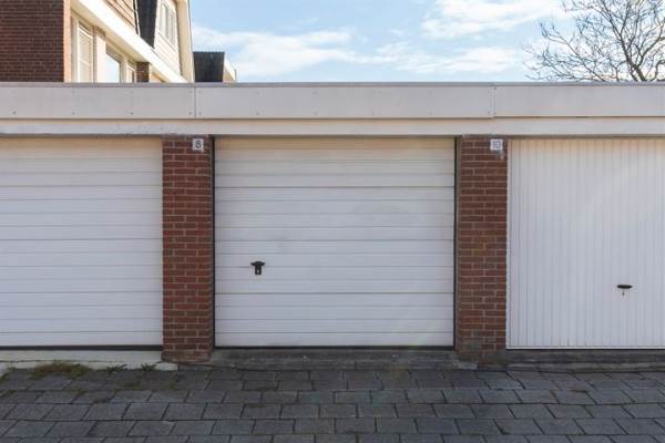 Garage Kasteel Twikkelstraat 8 Tilburg