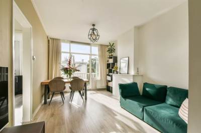 Woning Vrolikstraat 64- 2 Amsterdam