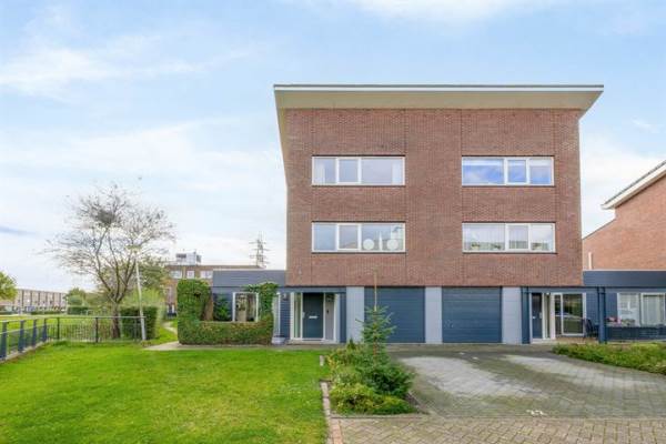 Woning Exatenlaan 22 Spijkenisse