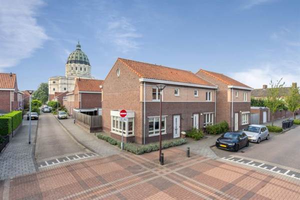 Woning Vader Vincentiusstraat 7 Oudenbosch