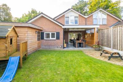 Woning Fie Carelsenstraat 50 Hengelo (OV)