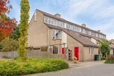 Woning Delfland 1 Roelofarendsveen