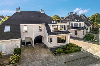 Woning James Grieve 11 Tiel