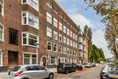 Woning Uiterwaardenstraat 210- 3 Amsterdam