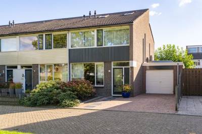 Woning Mart. van Rijswijkplein 7 Andel