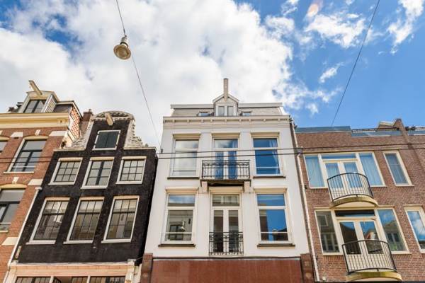 Woning Utrechtsestraat 99- 1 Amsterdam